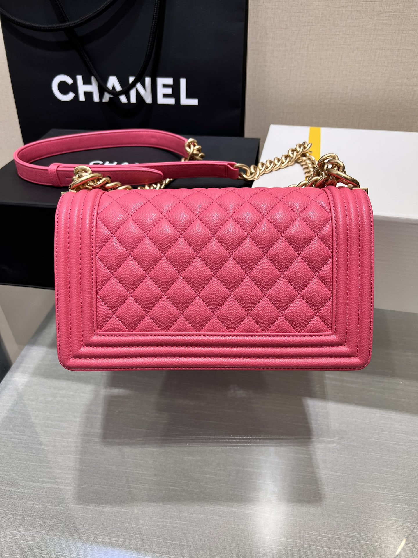 シャネル CHANEL限定 スーパーコピー バッグ レザー レッド 軽量 チェーンバッグ 人気_5
