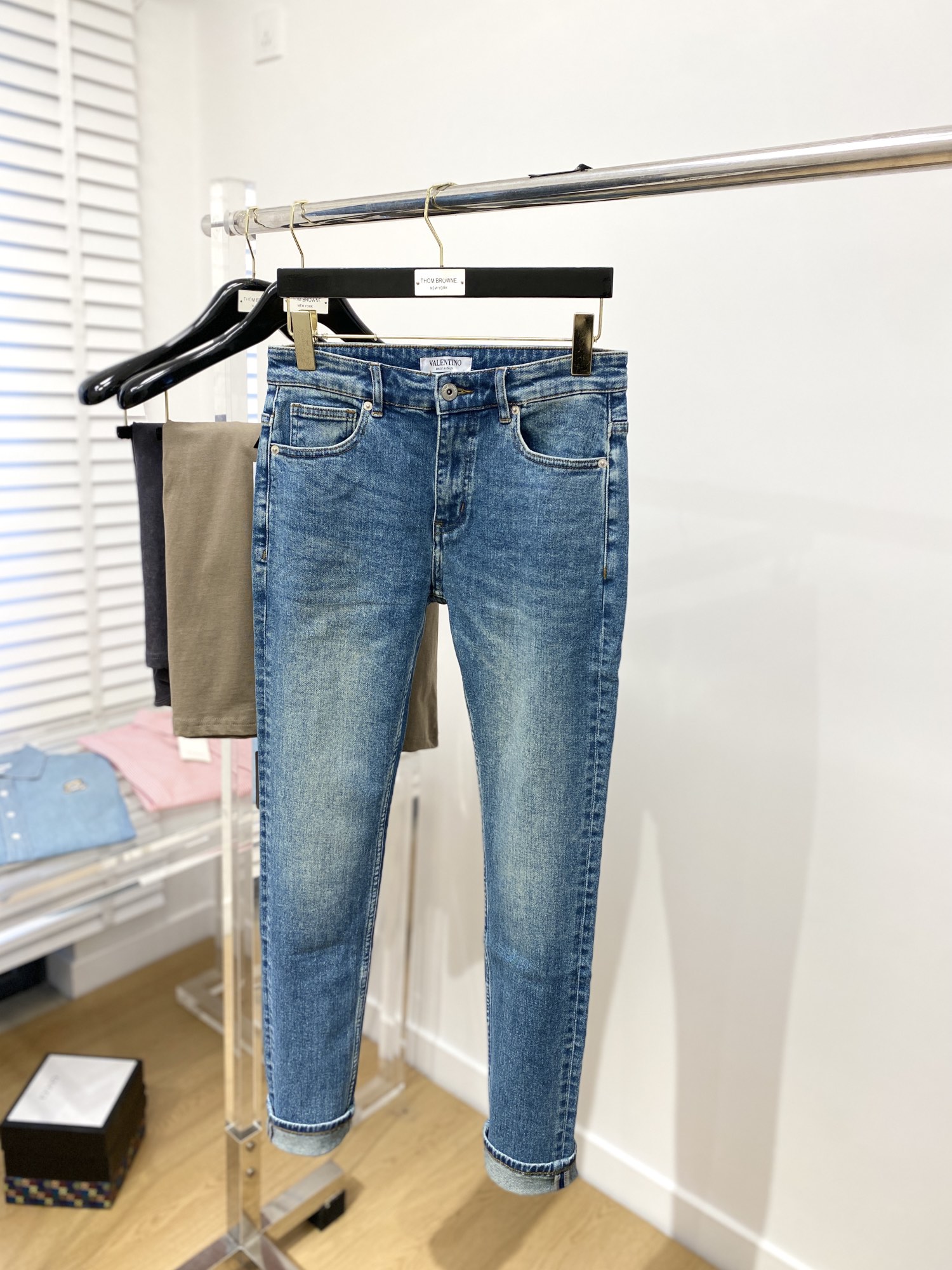 valentino ヴァレンティノジーンズコピー ジーンズ デニム カジュアルパンツ ズボン 弾性がいい シンプル ブルー_1