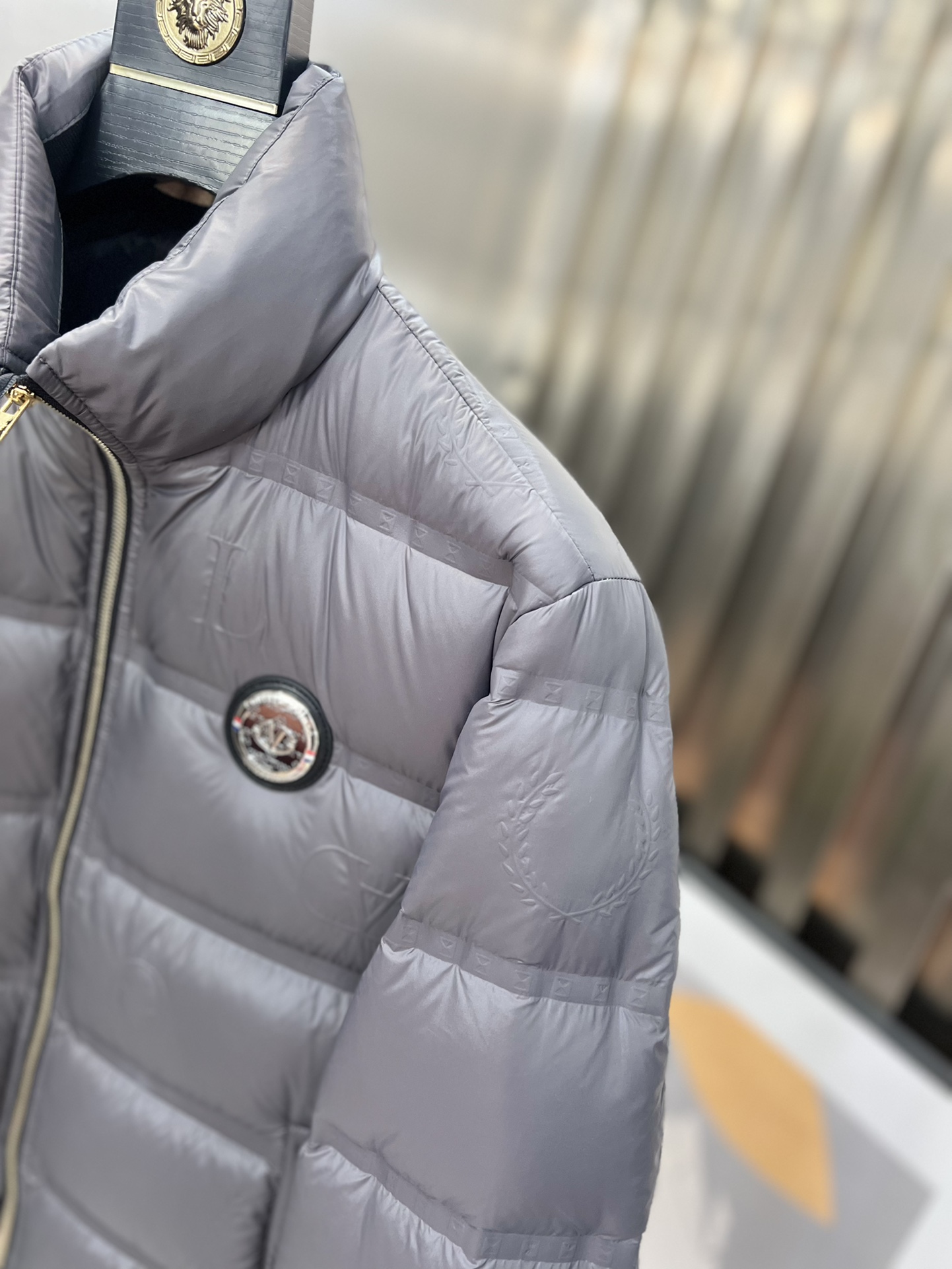valentino ヴァレンティノダウン激安通販 アウター トップス 暖かい ハイネック 柔らかい 保温 冬服 グレイ_3