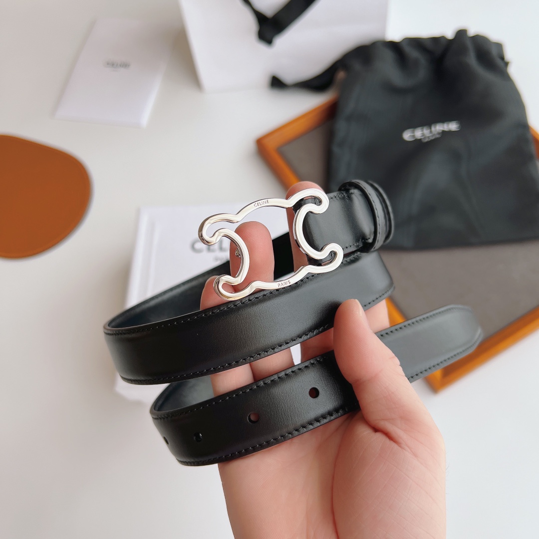HOT品質保証 セリーヌ ベストセラーＮ級品 レディース バックル 女性用 おしゃれ 細いベルト 幅2.5㎝ ブラック_1
