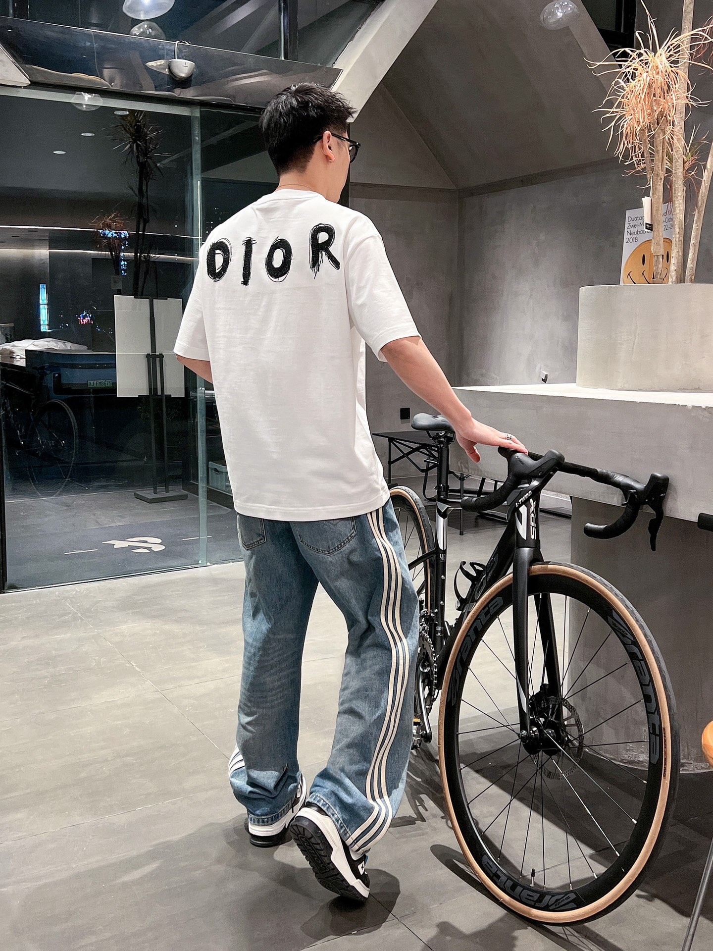 ディオールtシャツ激安通販 トップス tシャツ 短袖 純綿 シンプル 丸首 弾性がいい ロゴプリント 人気服 ホワイト_9