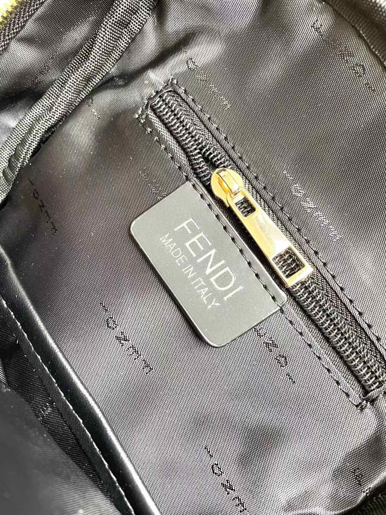 fendi のバッグ激安通販 斜め掛けバッグ 牛革 レザー 手作り 四角形 メンズ 便利 実用 防水 シンプル ブラック_9