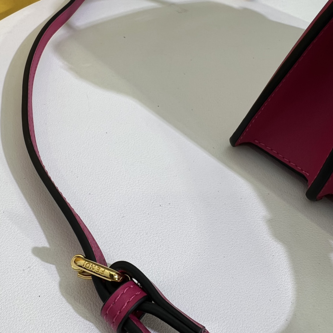 フェンディ バッグ 口コミＮ級品 斜め掛けバッグ 持ちバッグ 牛革 個性的 日常用 ファッション レディース ローズレッド_7