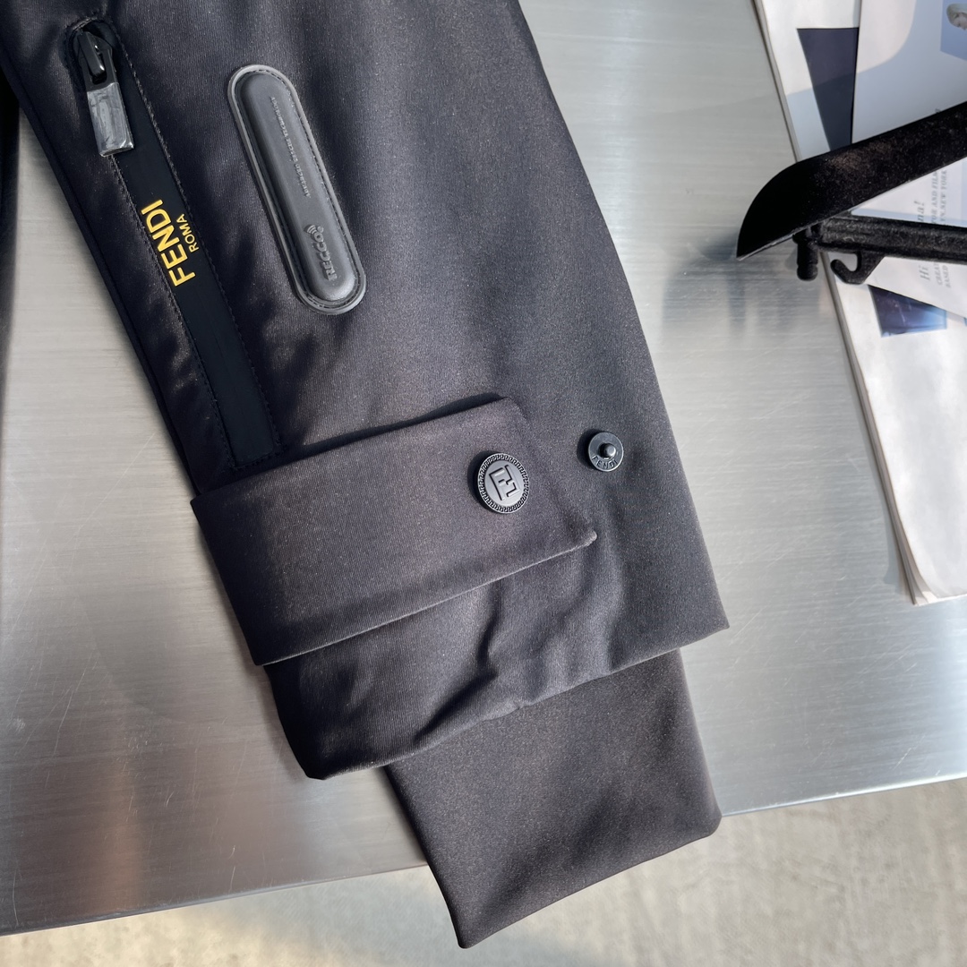 フェンディ ダウン メンズスーパーコピー ダウンジャケット トップス アウター 暖かい 厚い フード付き 冬服 シンプル ブラック_7