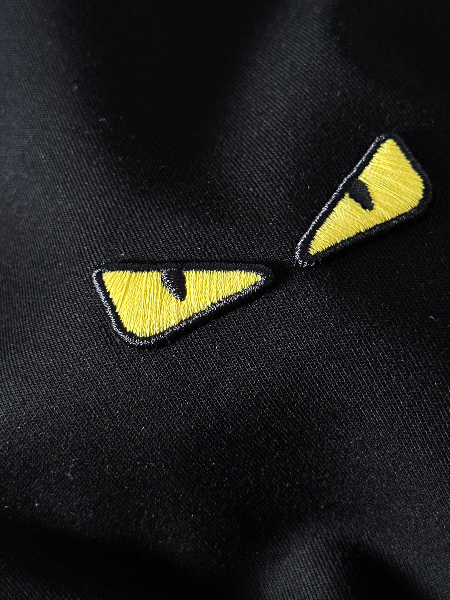 フェンディ t シャツ レディース激安通販 長袖 シンプル 純綿 トップス 丸首 ロゴ刺繍 柔らかい メンズ ブラック_4