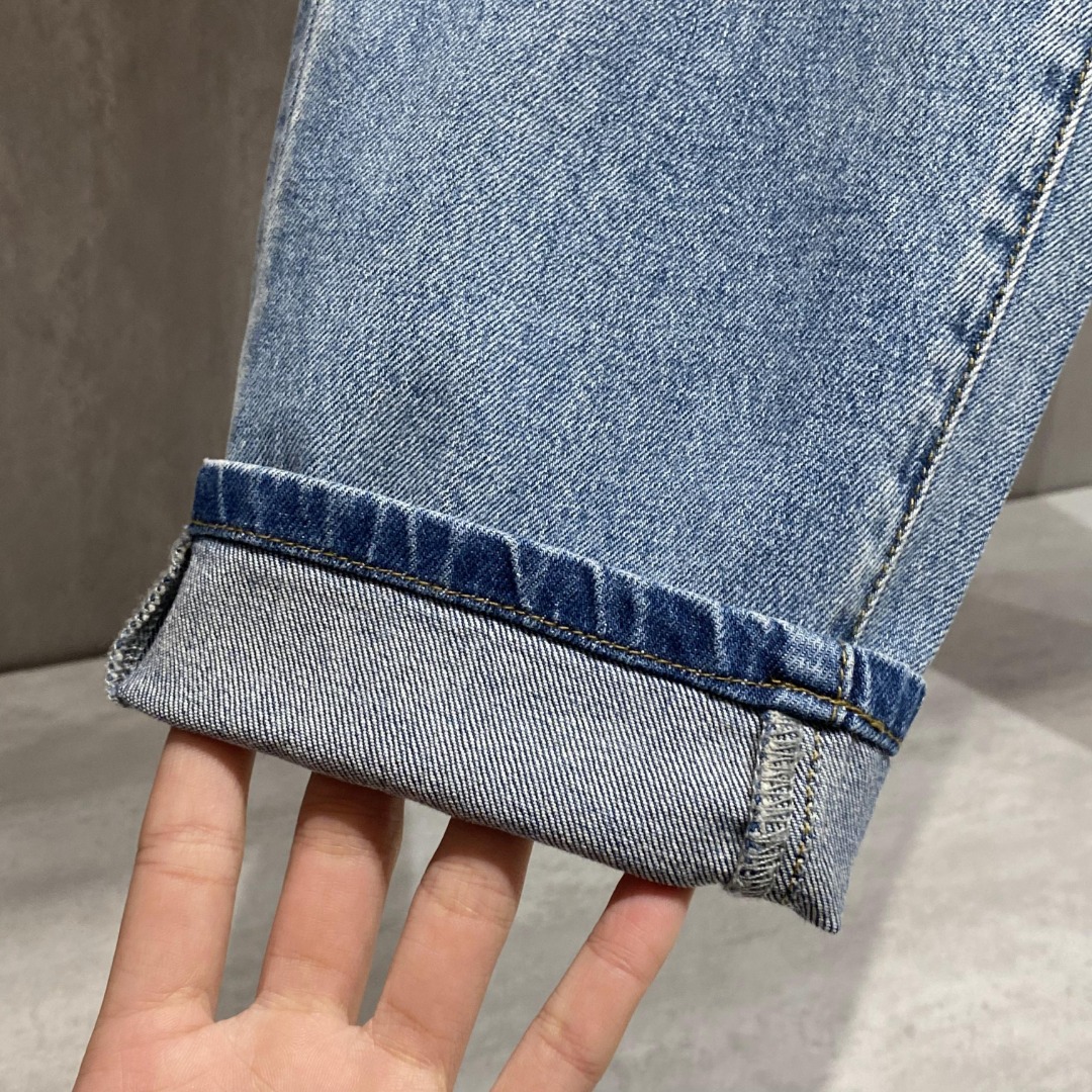 抜群な存在感 フェンディ パンツ メンズＮ級品 ジーンズ ズボン パンツ デニム 筒形ズボン ブルー_4