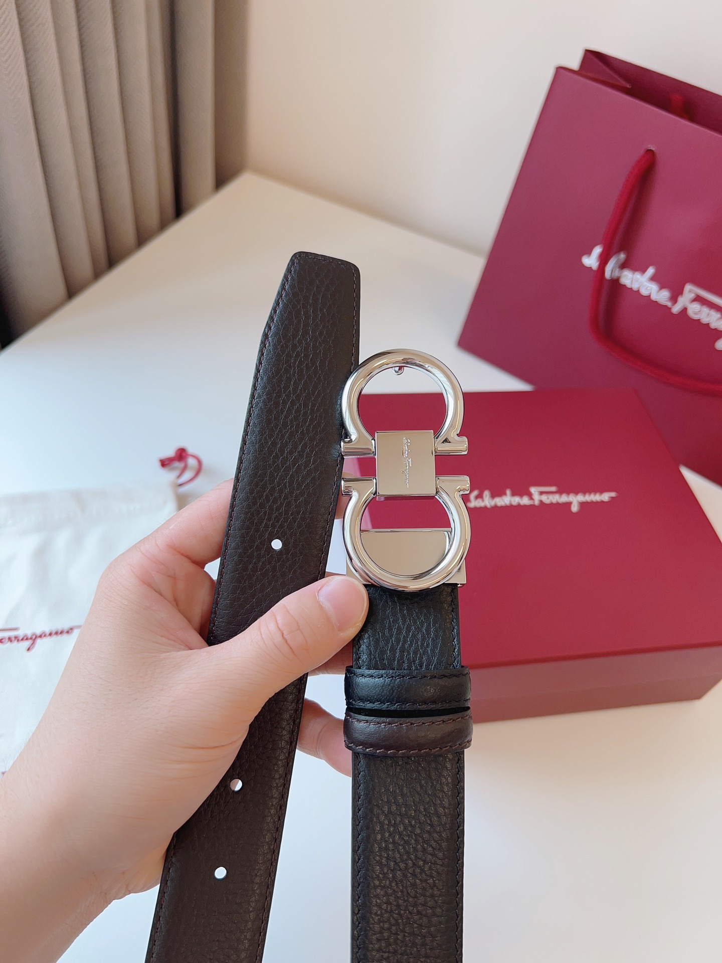 爆買い大得価 ferragamo ベルト レディース激安通販 幅35㎜ 牛革 ビジネス プレゼント 両面用 シンプル メンズ ブラック_3