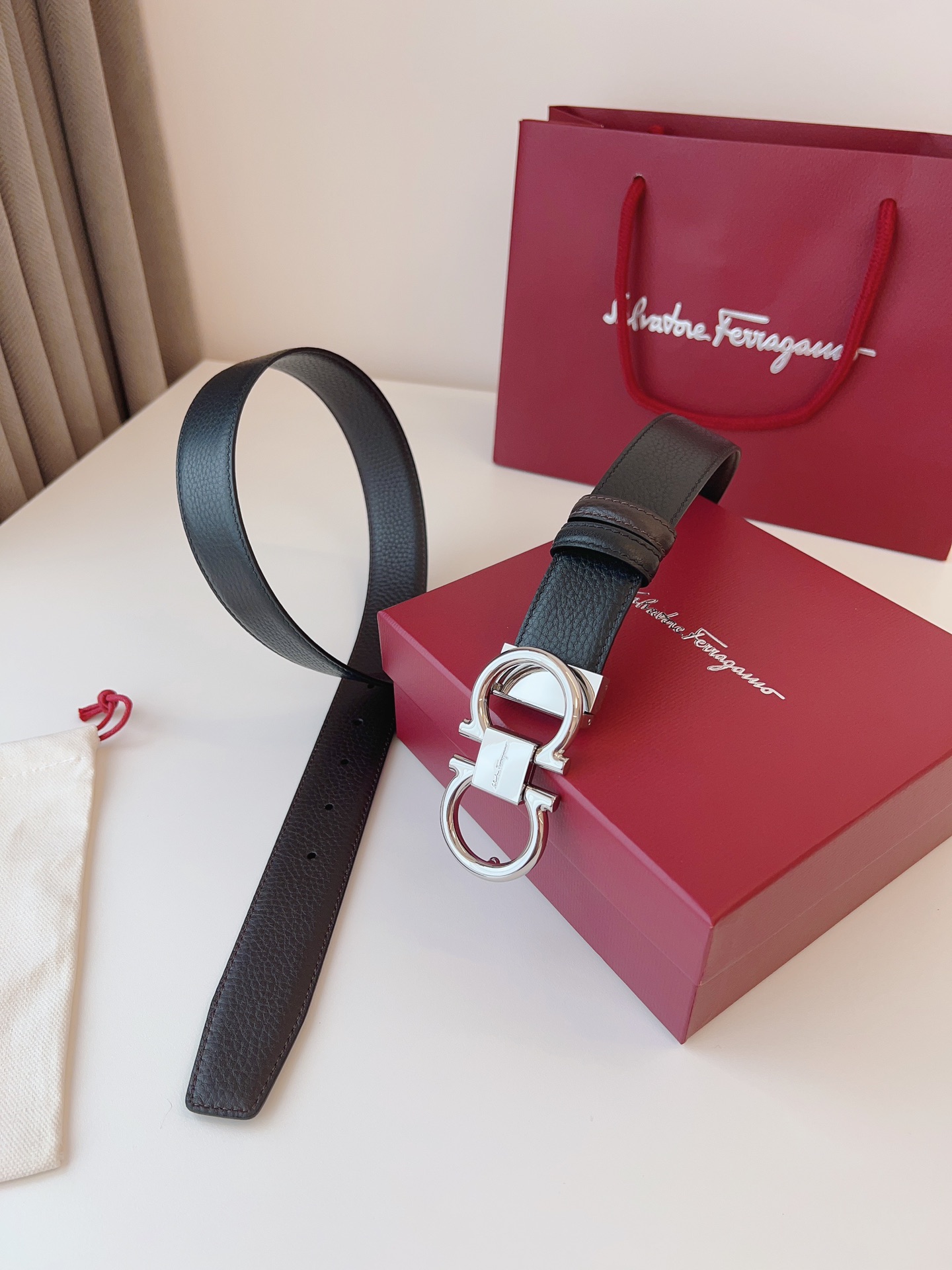 爆買い大得価 ferragamo ベルト レディース激安通販 幅35㎜ 牛革 ビジネス プレゼント 両面用 シンプル メンズ ブラック_7