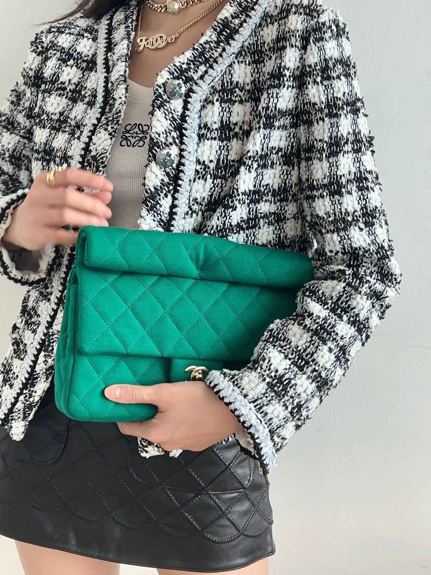 シャネル 激安通販 スーパーコピー バッグ レザー グリーン 軽量  人気　手持ちバッグ_4