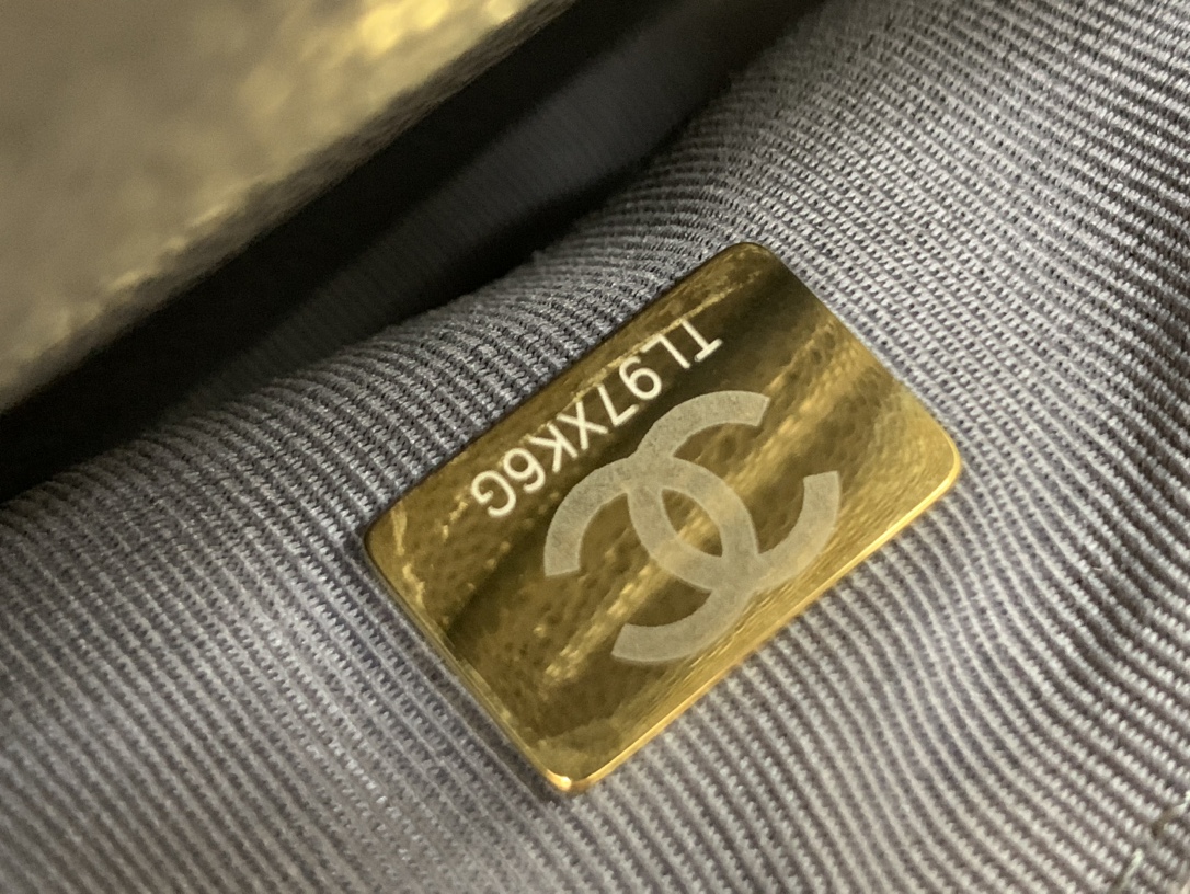 シャネル CHANEL限定 スーパーコピー バッグ レザー グレー 軽量  人気　リュック_6