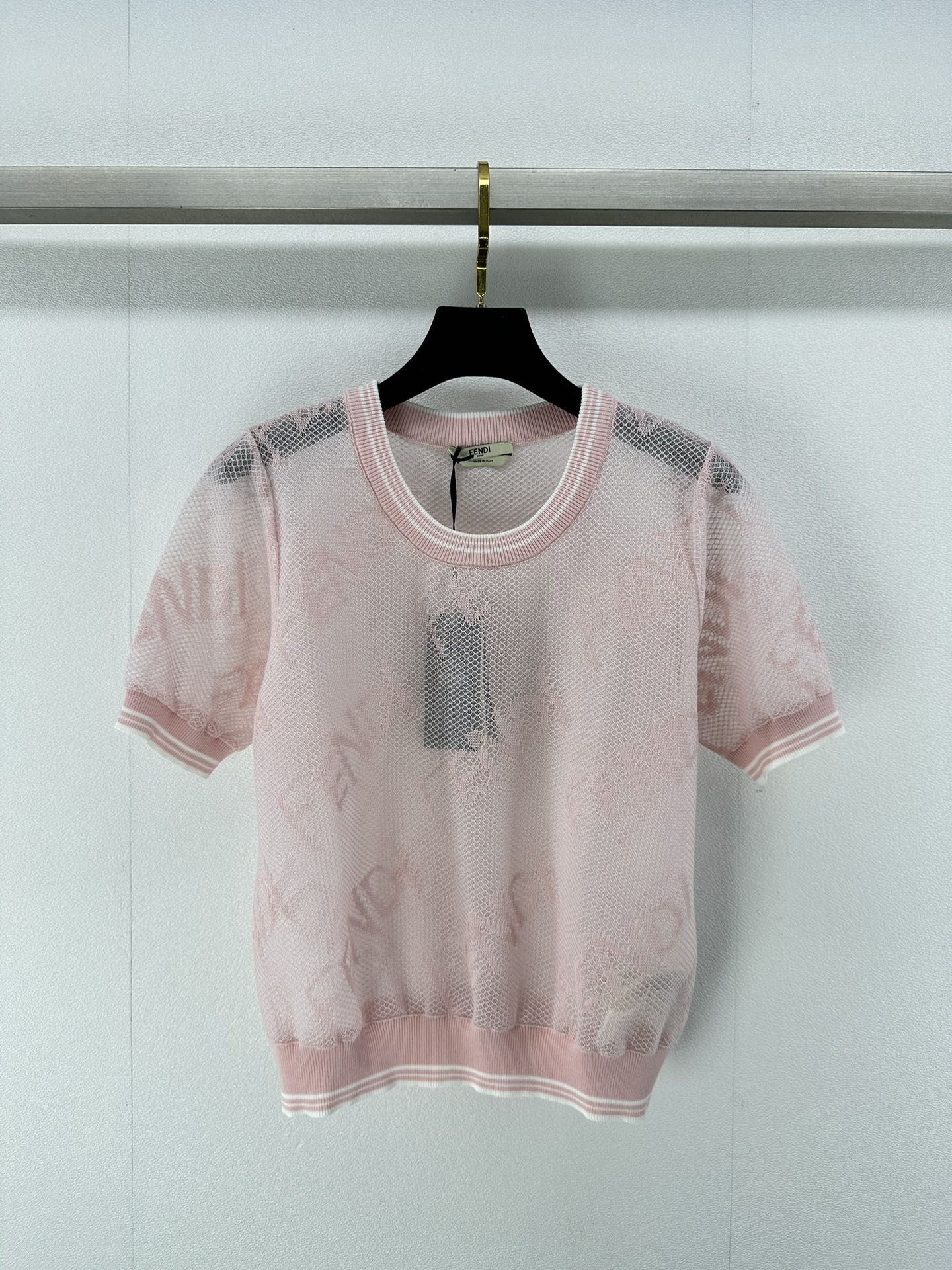 フェンディ 2024新作 コピー 半袖 Tシャツ ウール ピンク 柔らかい 花柄_1