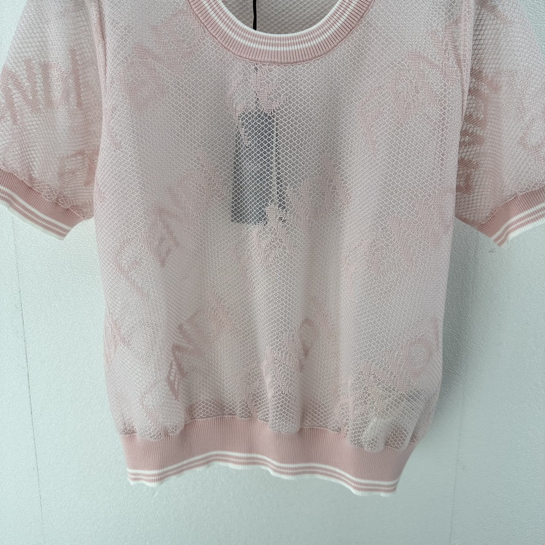 フェンディ 2024新作 コピー 半袖 Tシャツ ウール ピンク 柔らかい 花柄_3