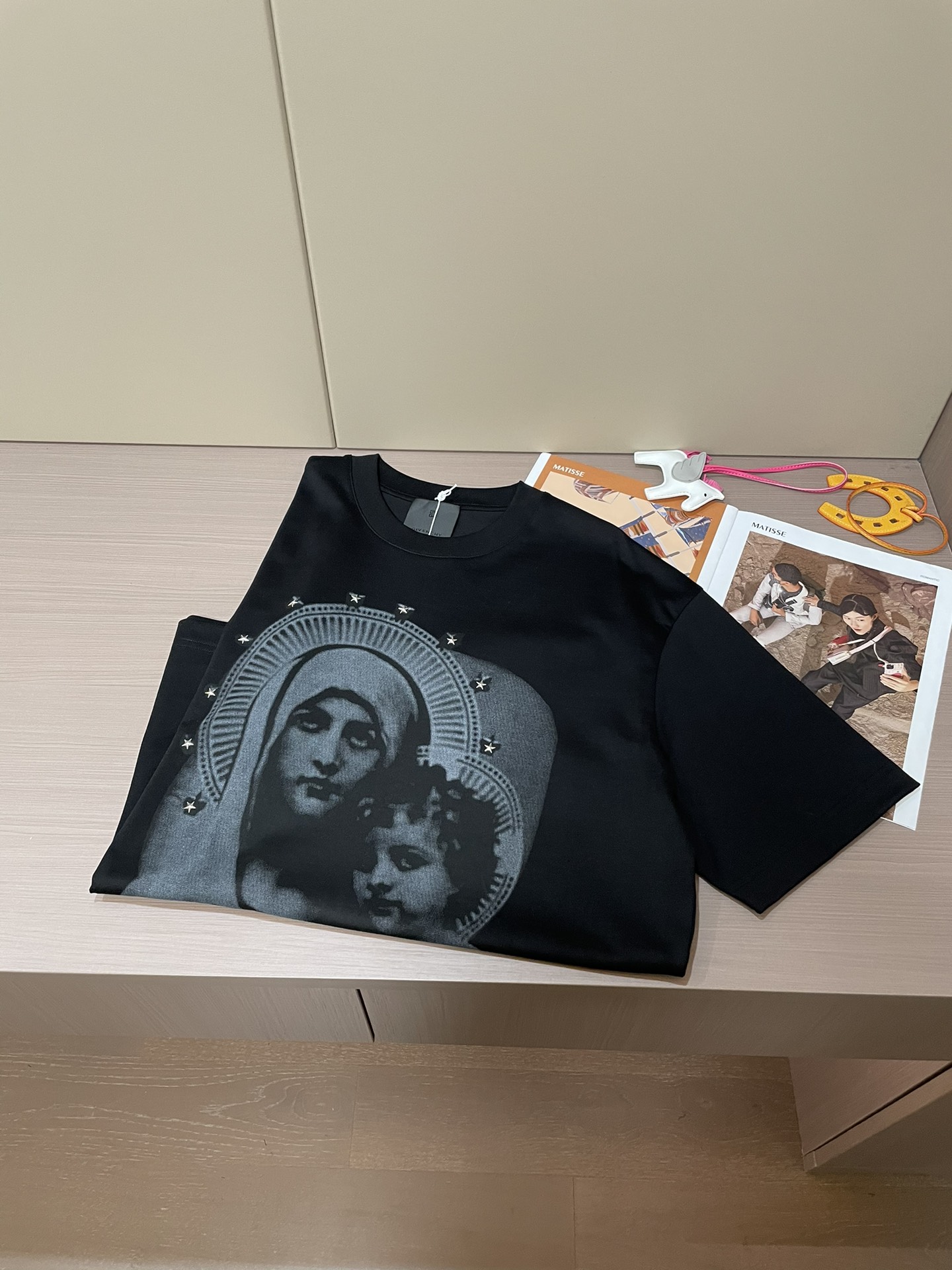 ジバンシィ 定番人気物 コピー 半袖 Tシャツ コットン ブラック 柔らかい 花柄_6