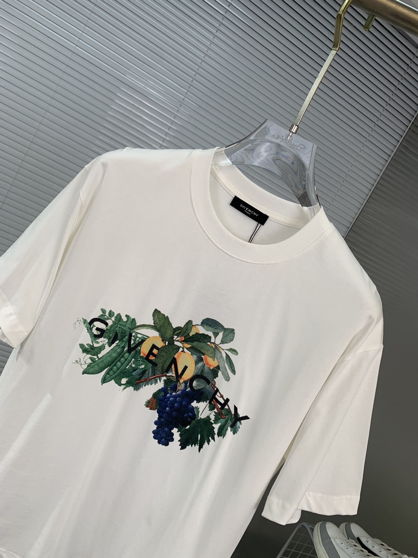 ジバンシィ 2024新作 コピー 半袖 Tシャツ ウールコットン ホワイト 柔らかい 花柄_3