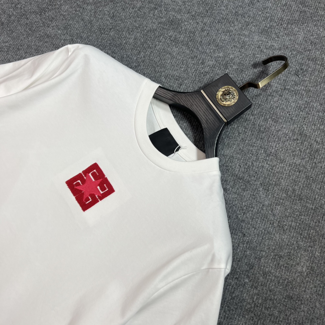 ジバンシィ 定番人気物 コピー 半袖 Tシャツ ウールコットン ホワイト 柔らかい 花柄_2