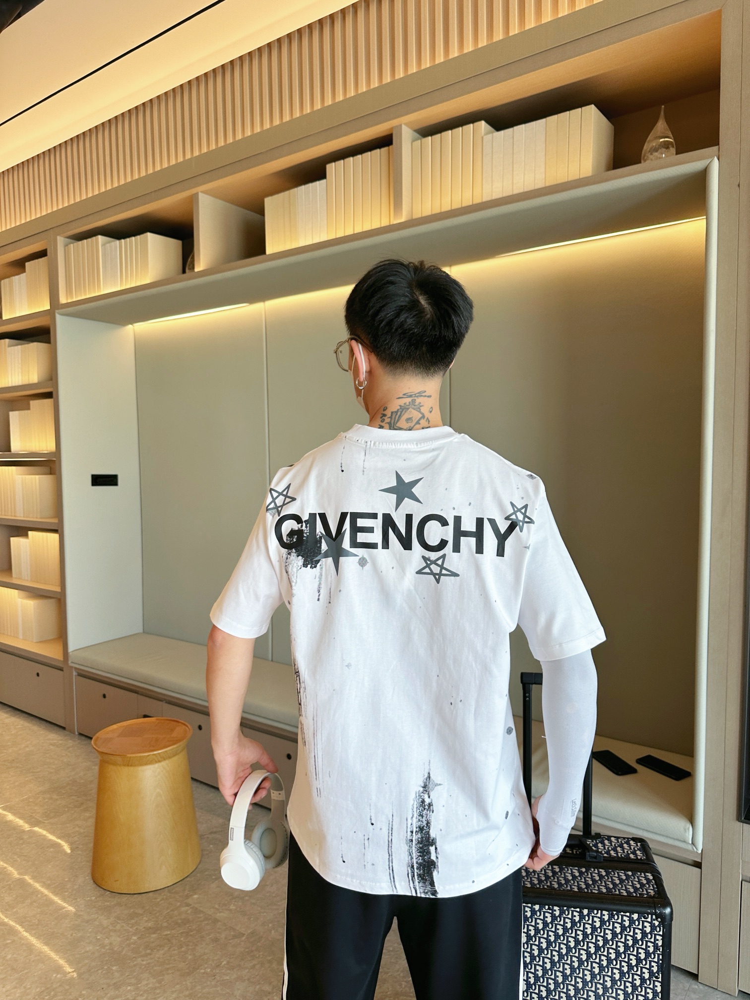 ジバンシィ GIVENCHY限定 コピー 半袖 Tシャツ ウールコットン ホワイト 柔らかい 花柄_2