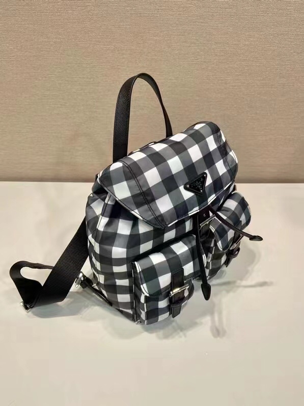 プラダ 素材Ｎ級品 バックバッグ 肩掛けバッグ 格子模様 牛革 レザー 軽量 ファッション 人気 ブラック_3