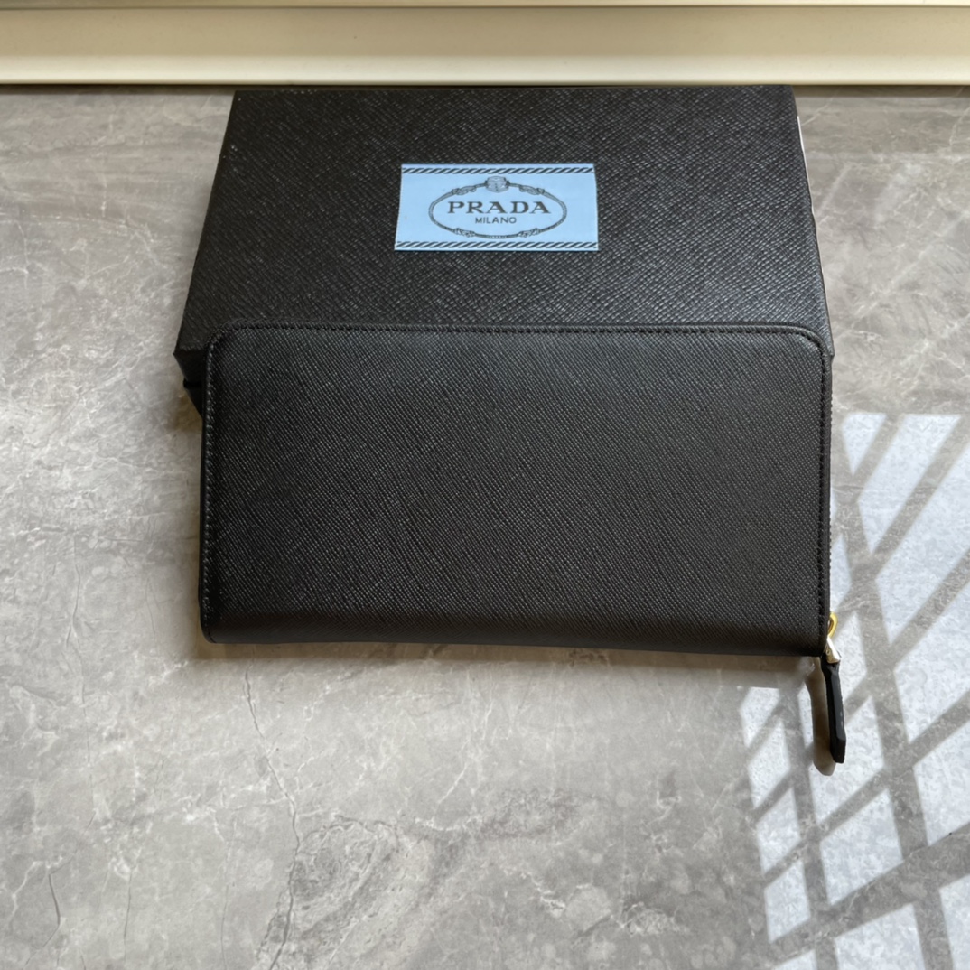 お得100%新品 プラダ 普段使い激安通販 柔らかい 財布 シンプル ロング 人気定番 ファッション 牛革 メンズ ブラック_7