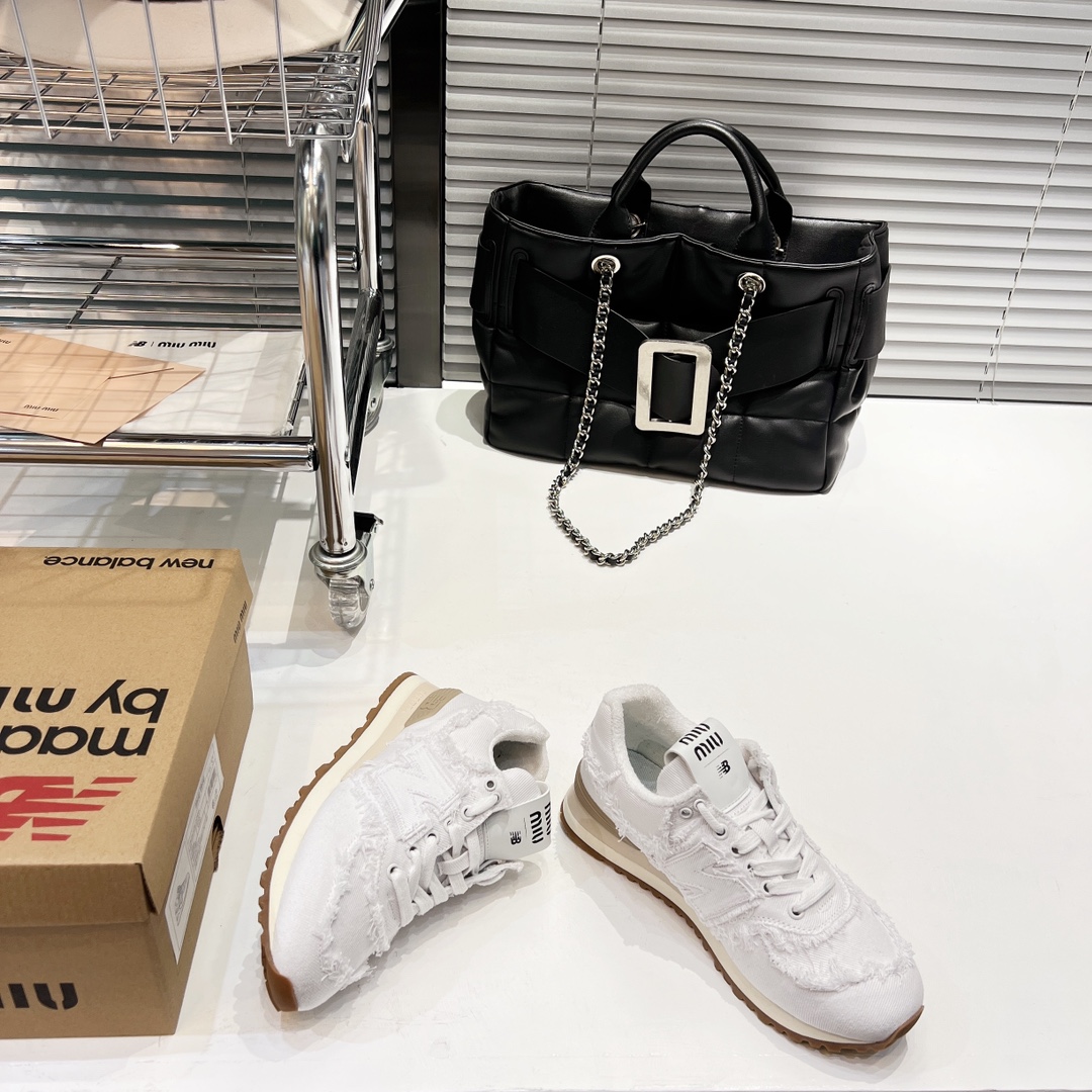 miumiu スニーカー 厚底スーパーコピー 運動 ランニング カジュアル シューズ 通学 スポーツシューズ ホワイト_6