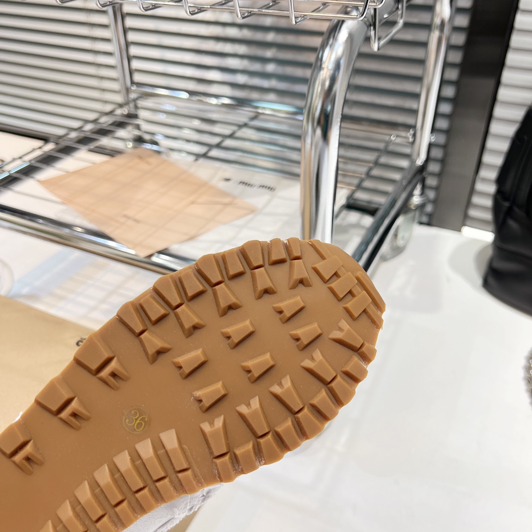 miumiu スニーカー 厚底スーパーコピー 運動 ランニング カジュアル シューズ 通学 スポーツシューズ ホワイト_8