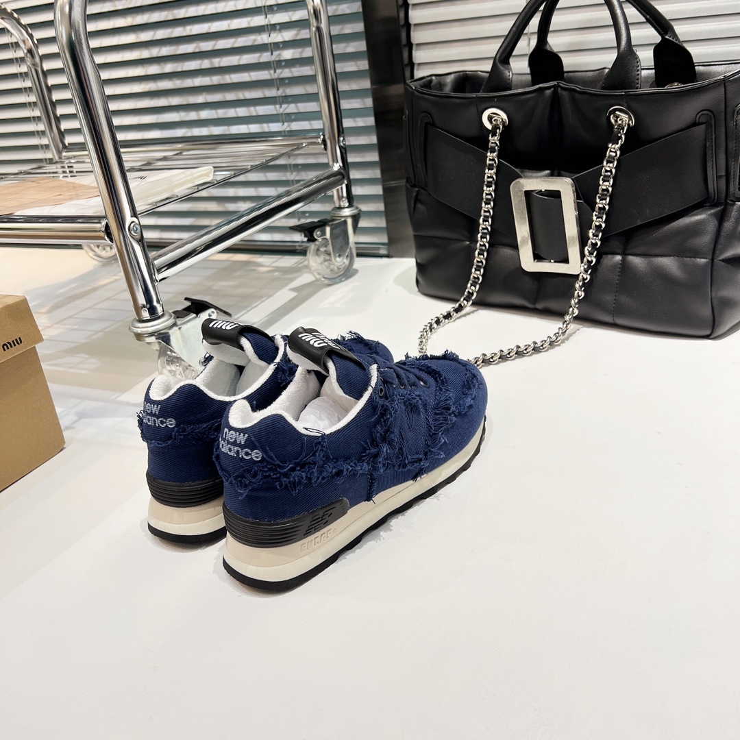 数量限定爆買い miu miu 靴偽物 運動 ランニング カジュアル シューズ 通学 スポーツシューズ ブルー_2