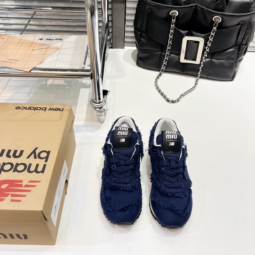 数量限定爆買い miu miu 靴偽物 運動 ランニング カジュアル シューズ 通学 スポーツシューズ ブルー_3