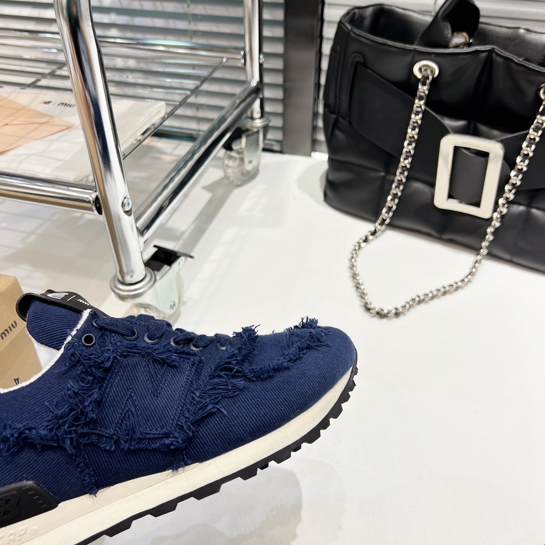 数量限定爆買い miu miu 靴偽物 運動 ランニング カジュアル シューズ 通学 スポーツシューズ ブルー_5