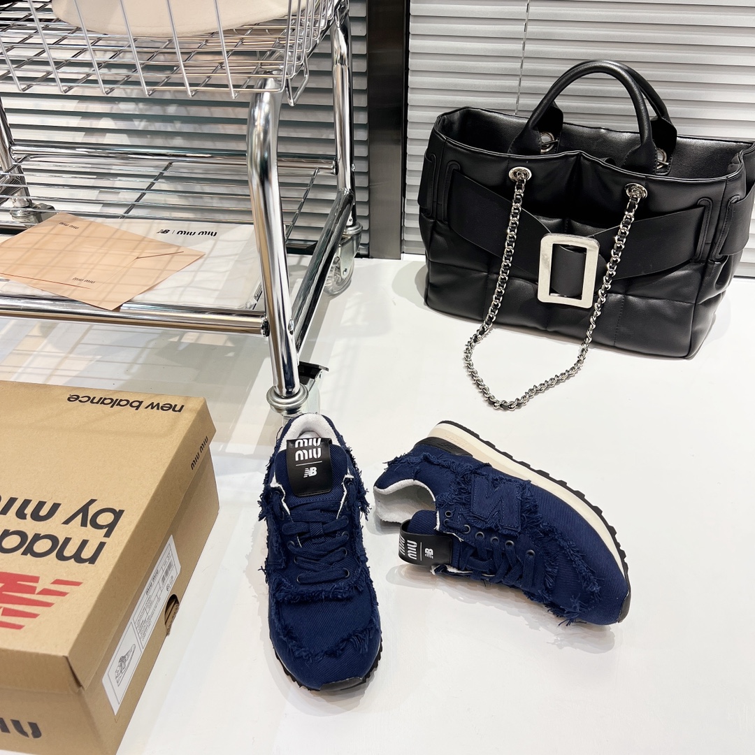 数量限定爆買い miu miu 靴偽物 運動 ランニング カジュアル シューズ 通学 スポーツシューズ ブルー_6