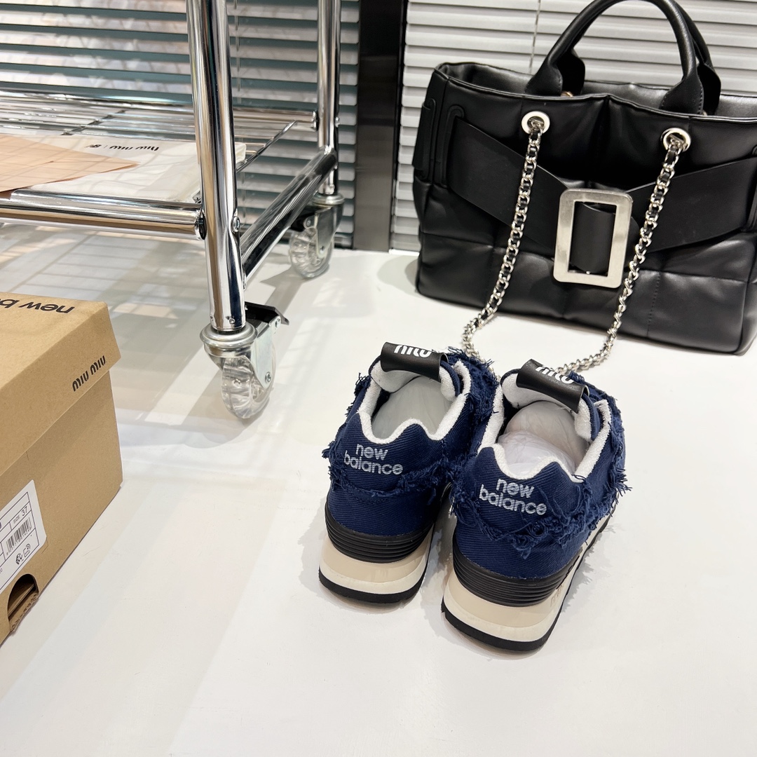数量限定爆買い miu miu 靴偽物 運動 ランニング カジュアル シューズ 通学 スポーツシューズ ブルー_8