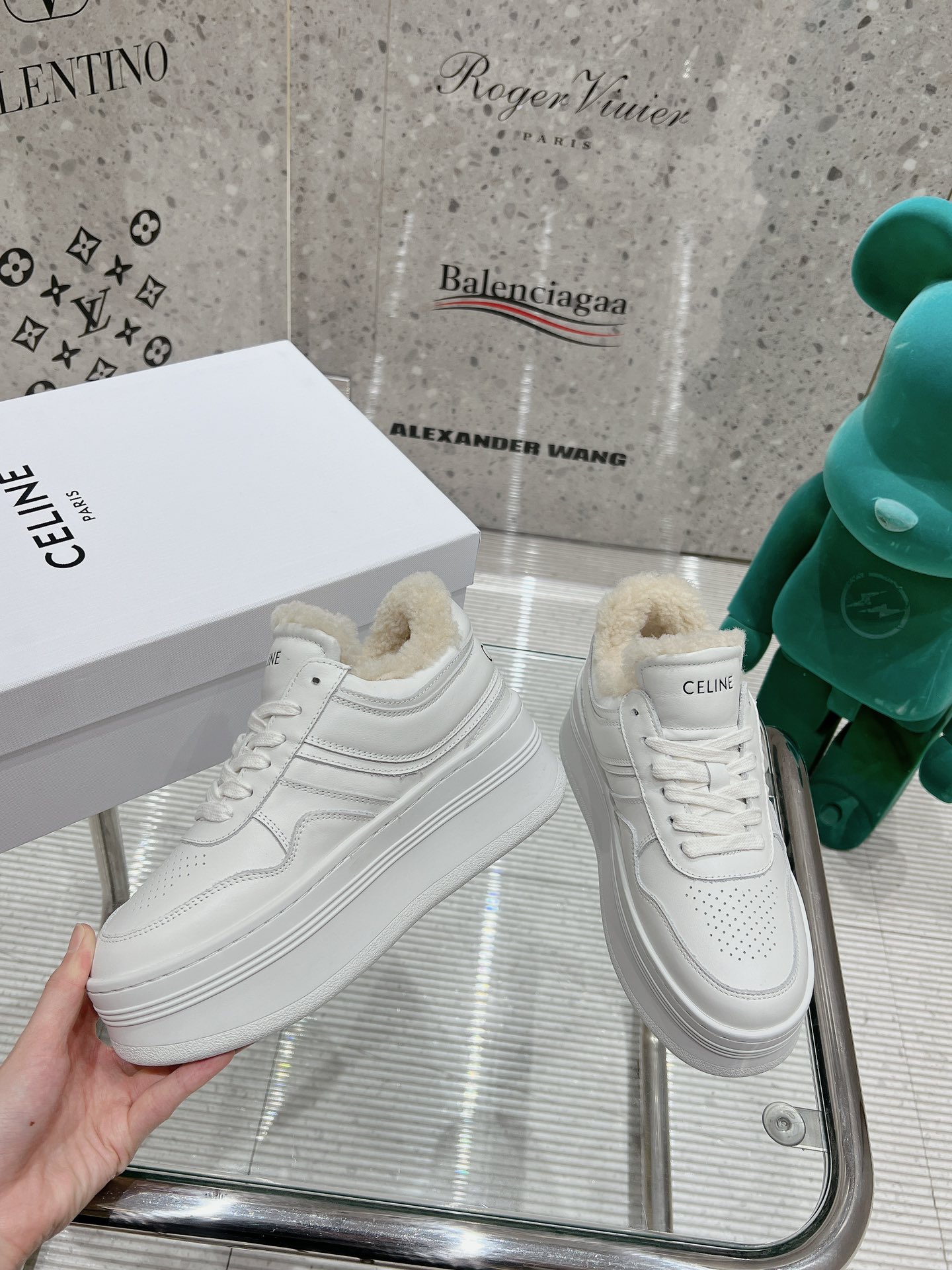 触り心地のいい miumiu ウェディング シューズコピー 歩きやすい 運動ランニング 通学 カジュアルシューズ 厚底 ホワイト_2