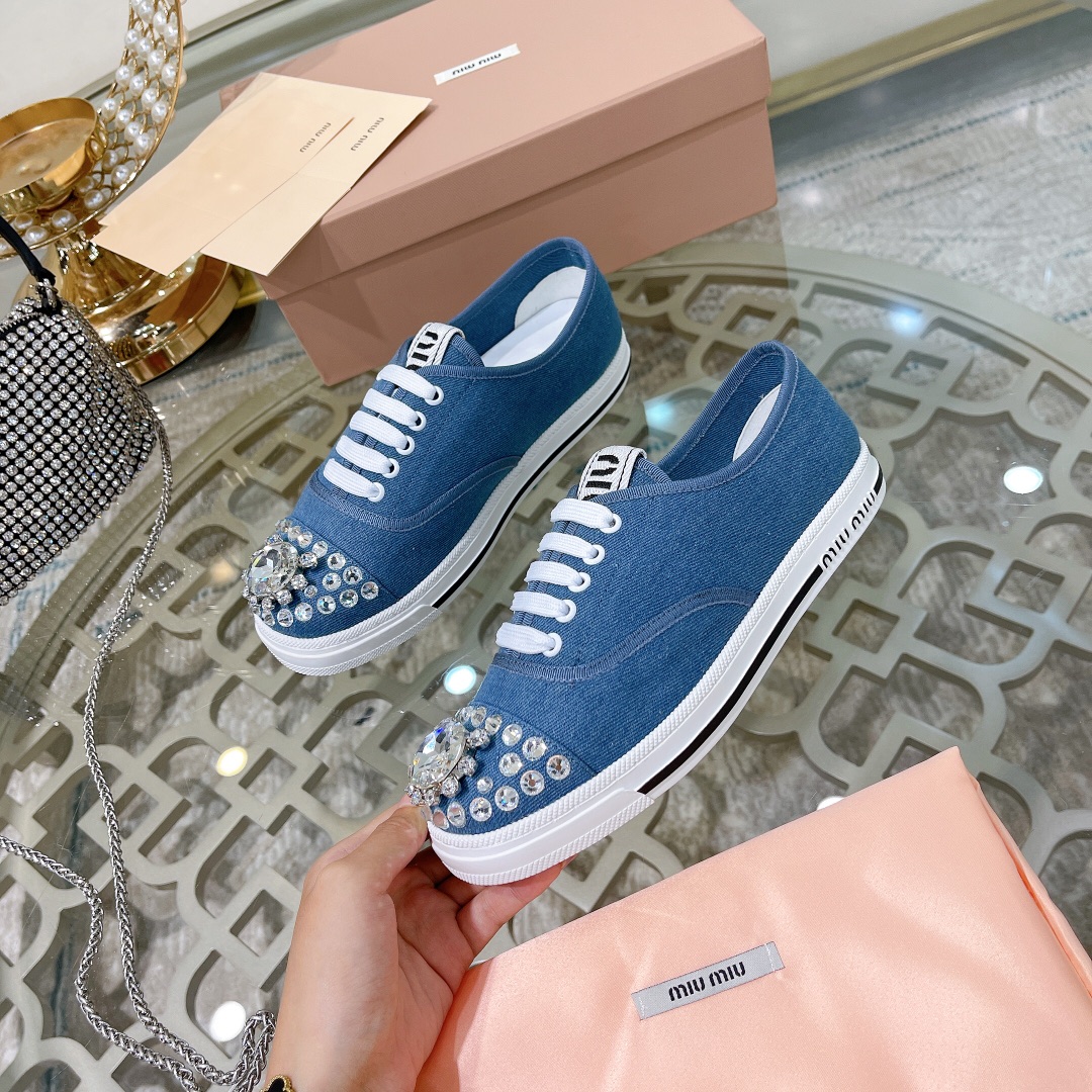 miumiu フラット シューズスーパーコピー カジュアルシューズ ダイヤモンド飾り ファッション 運動シューズ 牛革 ゴム底 人気販売 ブルー_4