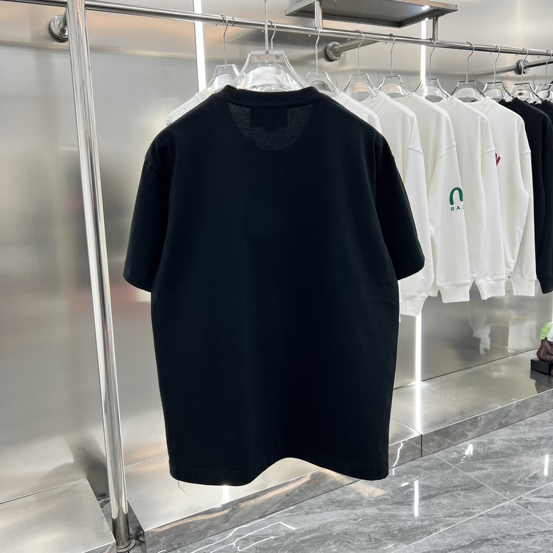 フェンディ t シャツ偽物 シンプル ロゴプリント 個性的 純綿 トップス 半袖 Tシャツ 春新品 男女兼用 ブラック_2