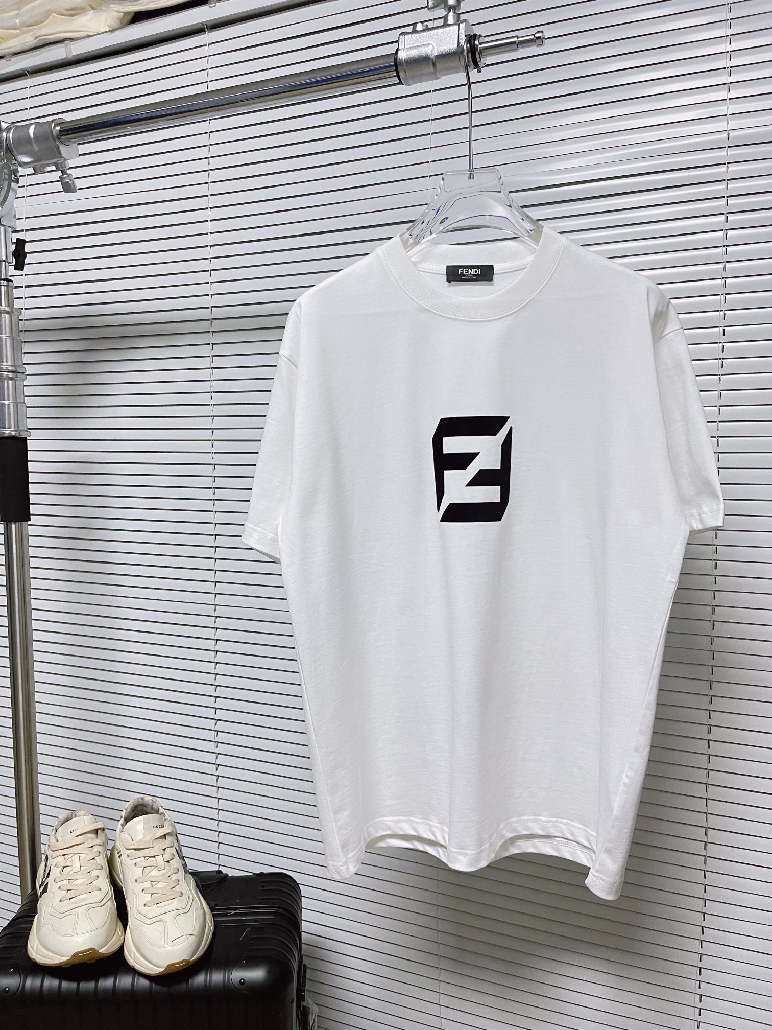 fendi t シャツＮ級品 プリント純綿 トップス 半袖 シンプル 人気定番 春夏服 通気性いい ファッション ホワイト_2