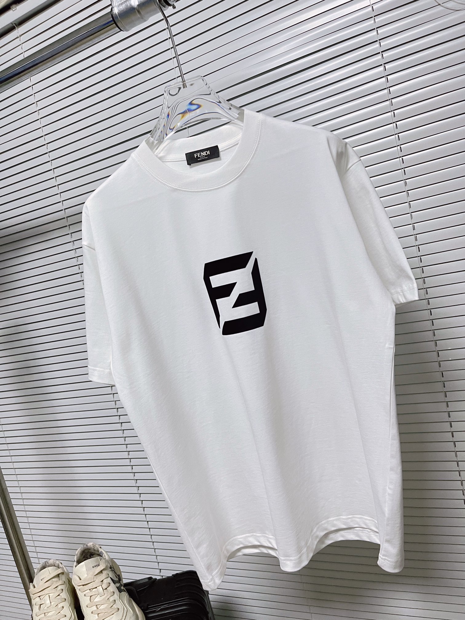 fendi t シャツＮ級品 プリント純綿 トップス 半袖 シンプル 人気定番 春夏服 通気性いい ファッション ホワイト_4