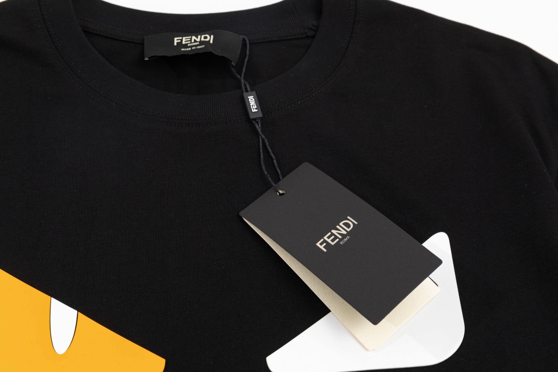 fendi ティー シャツ激安通販 プリント純綿 トップス 半袖 モンスター目プリント 男女兼用 シンプル ブラック_6