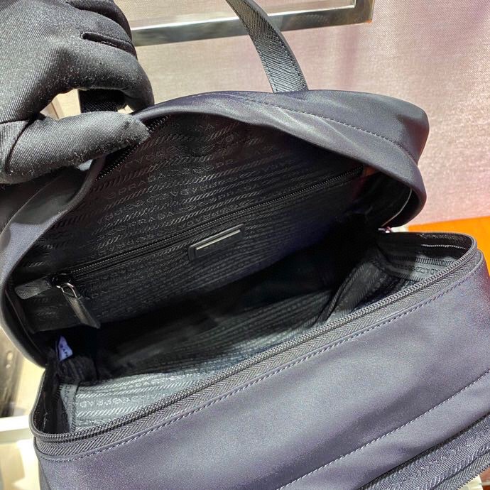 爆買い品質保証 prada 素材Ｎ級品 牛革 柔らかい 人気 肩掛けバッグ シンプル 旅行 ナイロン 実用 メンズ ブラック_7