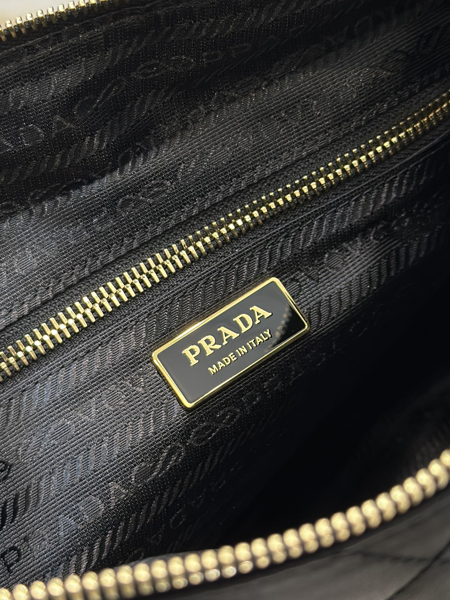 期間限定SALE!! プラダ ポーチ ナイロン激安通販 牛革 柔らかい 肩掛けバッグ チェーンバッグ ファッション ブラック_9