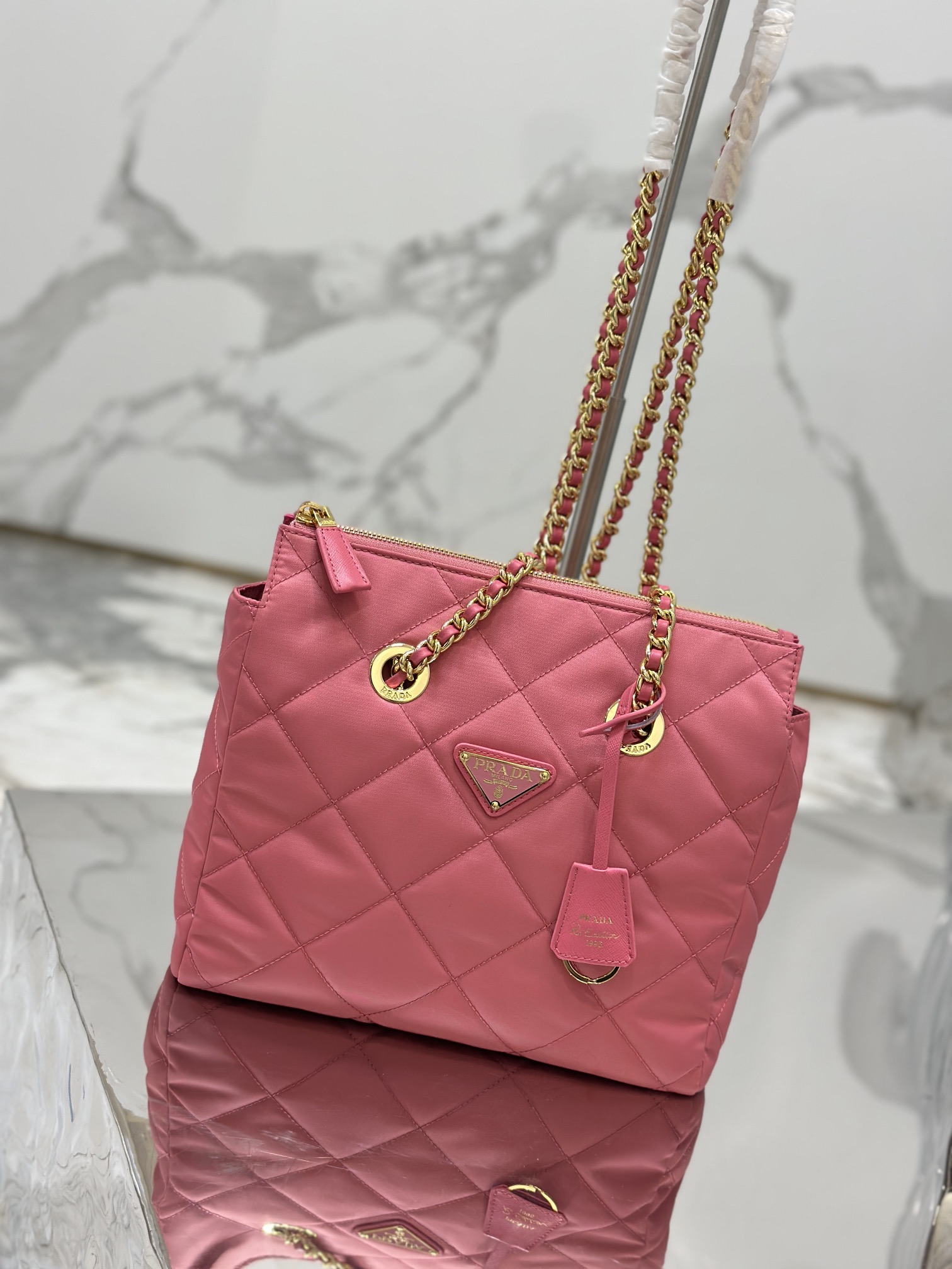 期間限定SALE!! プラダ 定番バッグＮ級品 牛革 柔らかい 肩掛けバッグ チェーンバッグ ファッション ローズレッド_3
