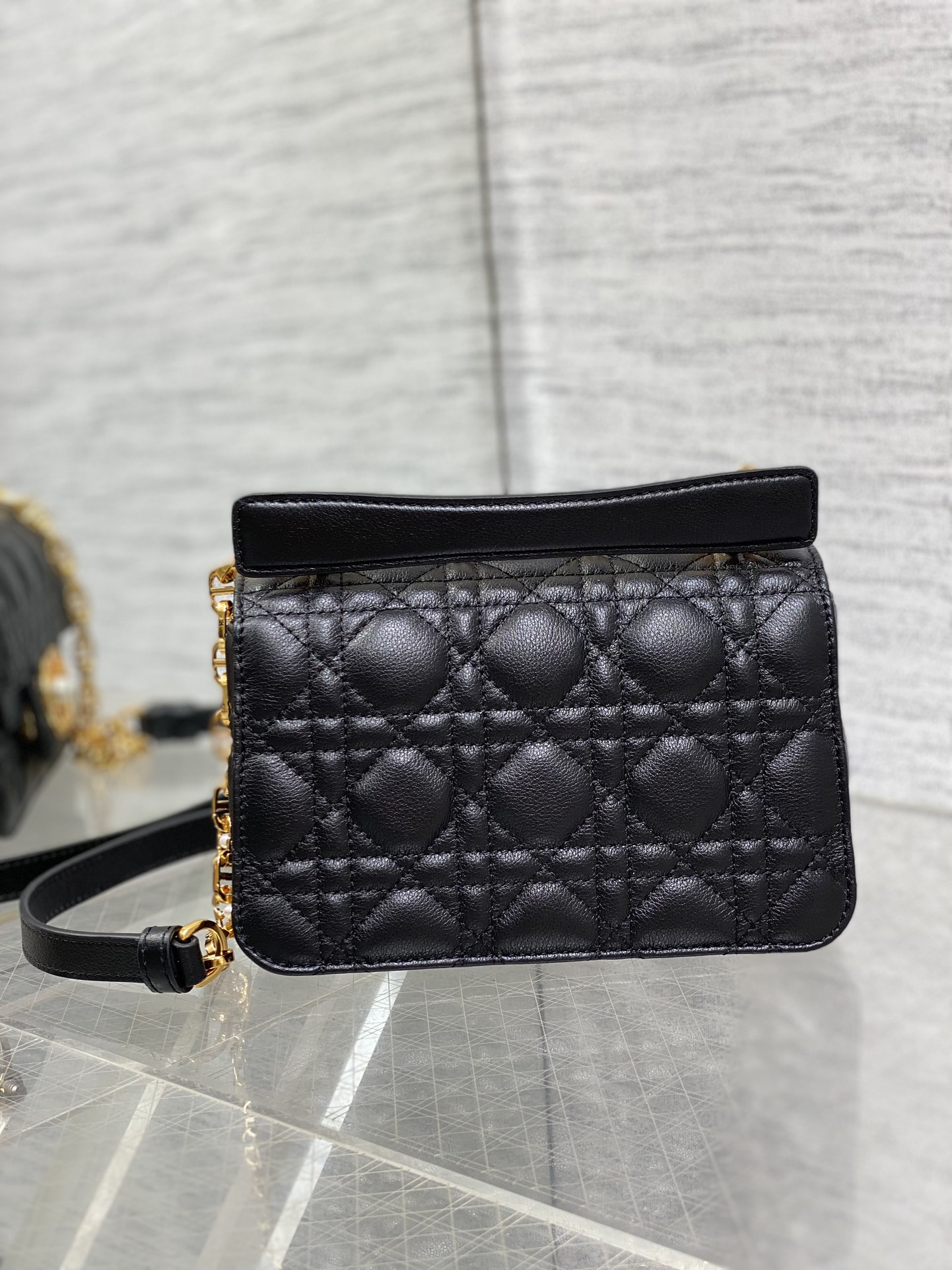 dior ブック トート激安通販 チェーンバッグ レディース 斜め掛けバッグ ロゴロック人気品 小さい ブラック_5