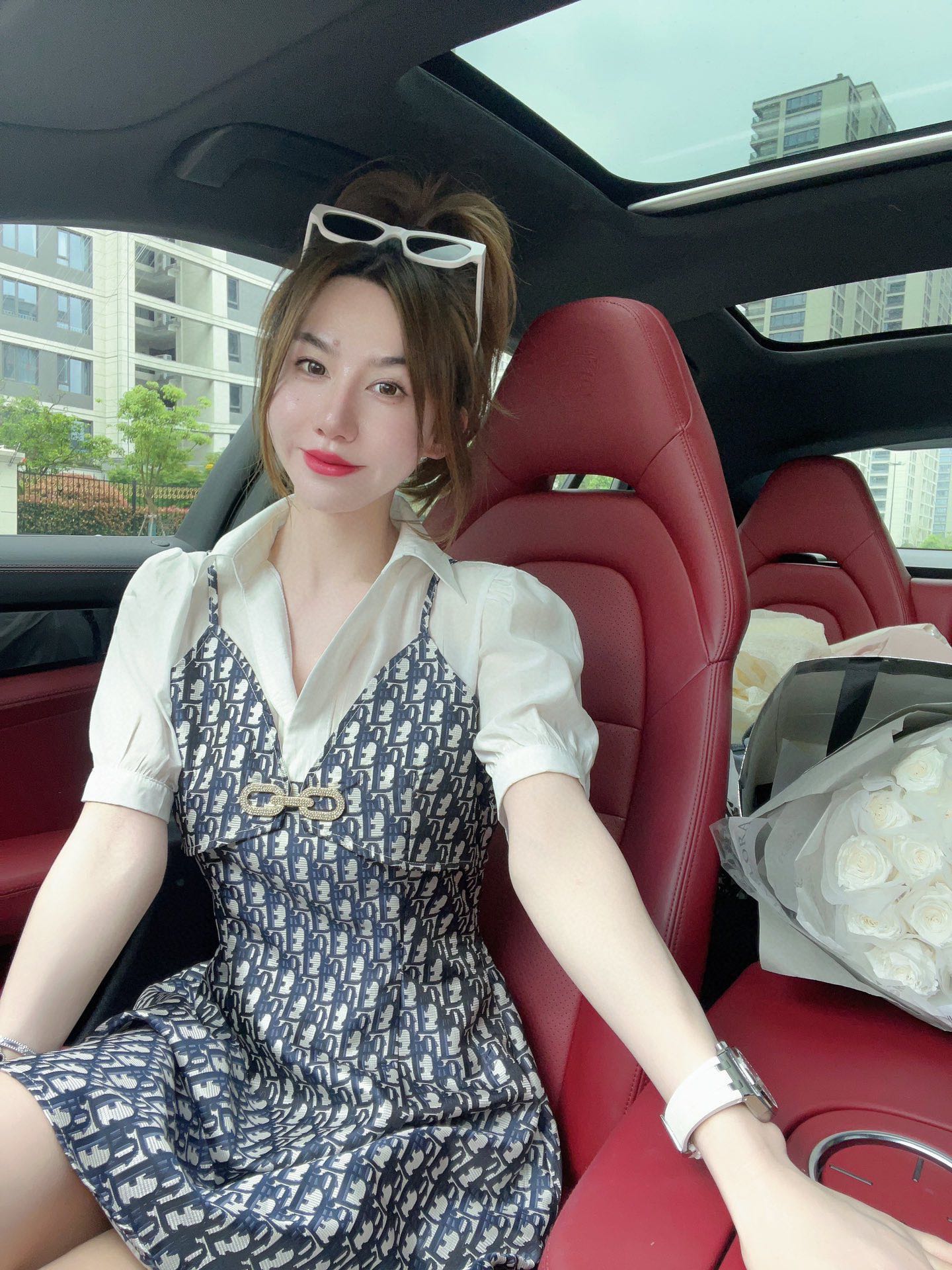ディオール サドル バッグスーパーコピー レディース ワンピース スカート 可愛い 薄い 夏服 ファッション 個性的 ブラック_8