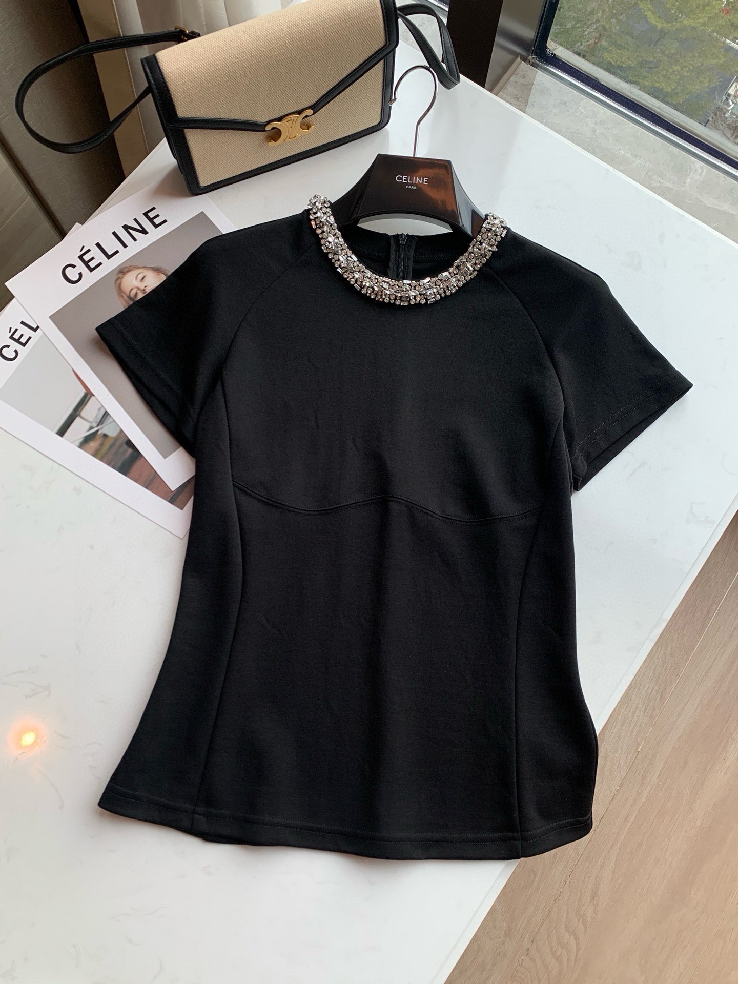 超激得品質保証 レディース セリーヌtシャツスーパーコピー 純綿 トップス 丸首 ファッション 夏服 目立つ！ブラック_1