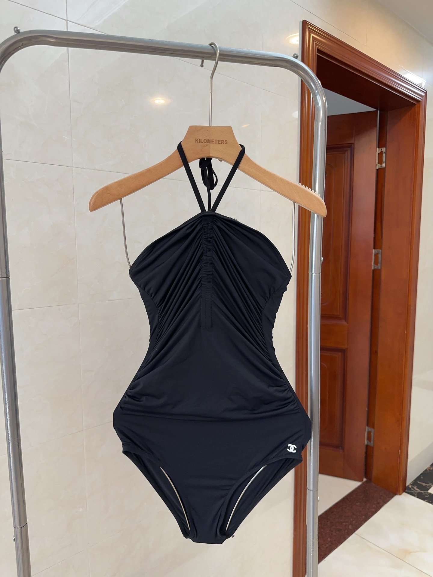 大活躍 シャネル 水チーク 使い方偽物 レディース セクシー ビキニ ワンピース 旅行 スイミング 泳ぎ服 ブラック_1