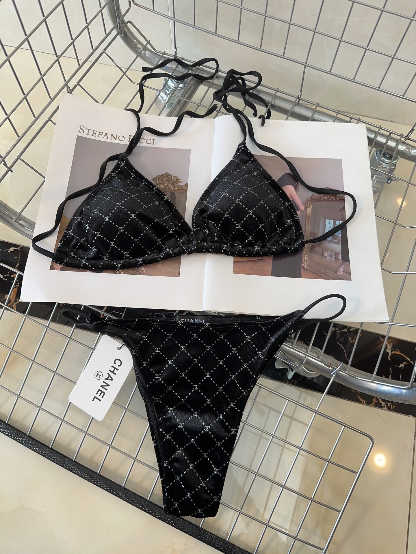 抜群な存在感  シャネルルガールＮ級品 レディース セクシー ビキニ ワンピース 旅行 スイミング 泳ぎ服 ブラック_2