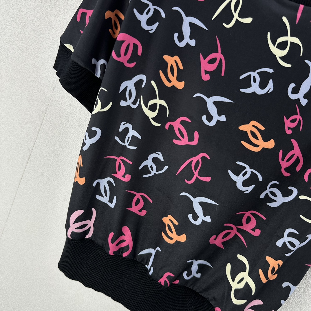 海外セレブ定番愛用 chanel ティー シャツ レディース偽物 短袖 トップス 純綿 レディース カラフル ブラック_7