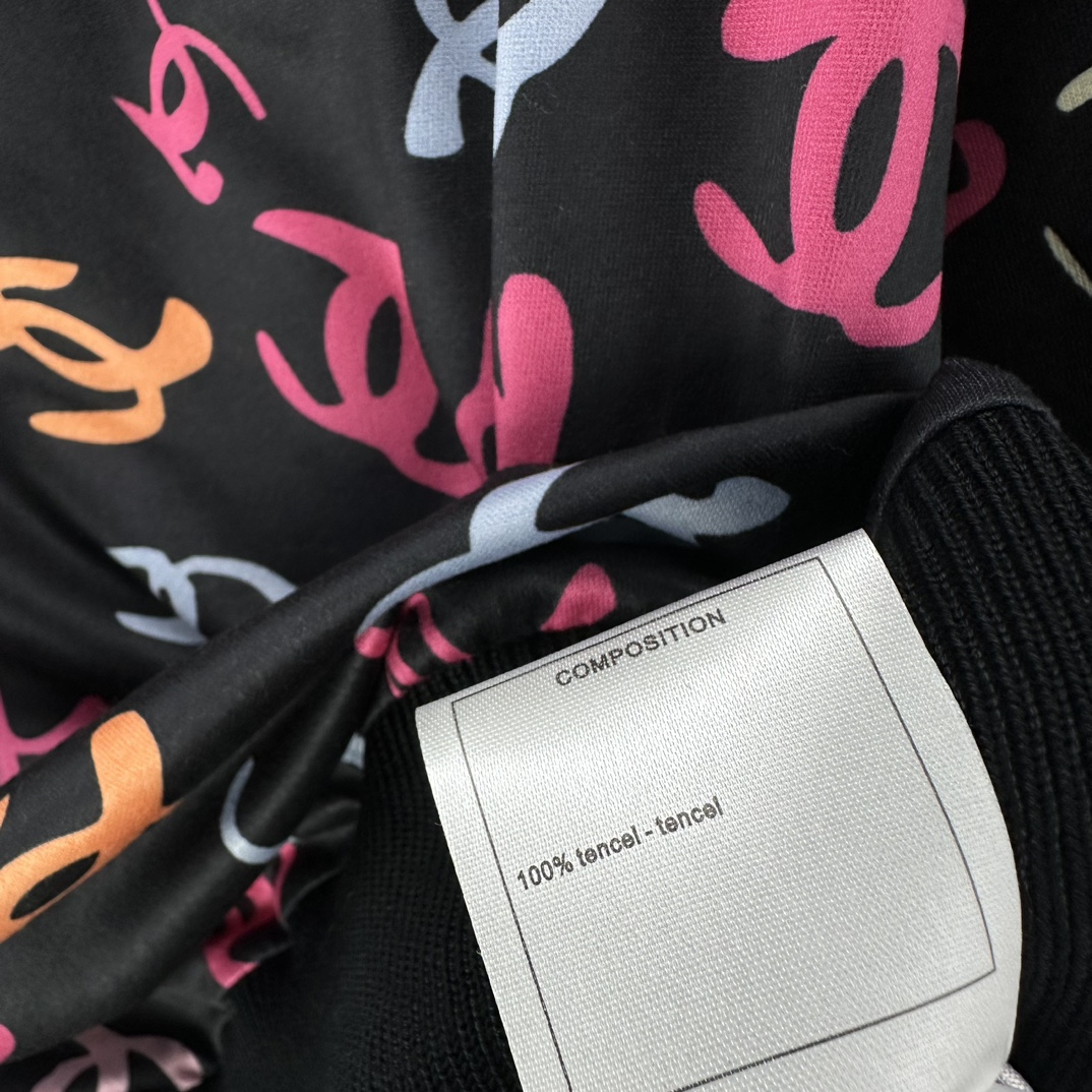 海外セレブ定番愛用 chanel ティー シャツ レディース偽物 短袖 トップス 純綿 レディース カラフル ブラック_8