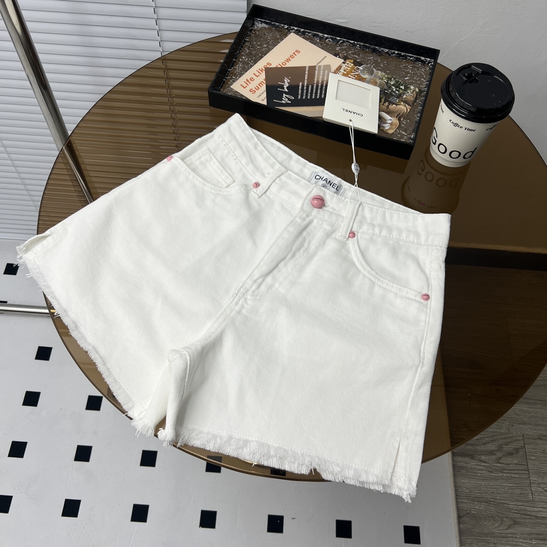 期間限定SALE!! シャネル パンツ偽物 ショットパンツ 刺繍 デニム 美脚 シンプル 夏ズボン ホワイト_8