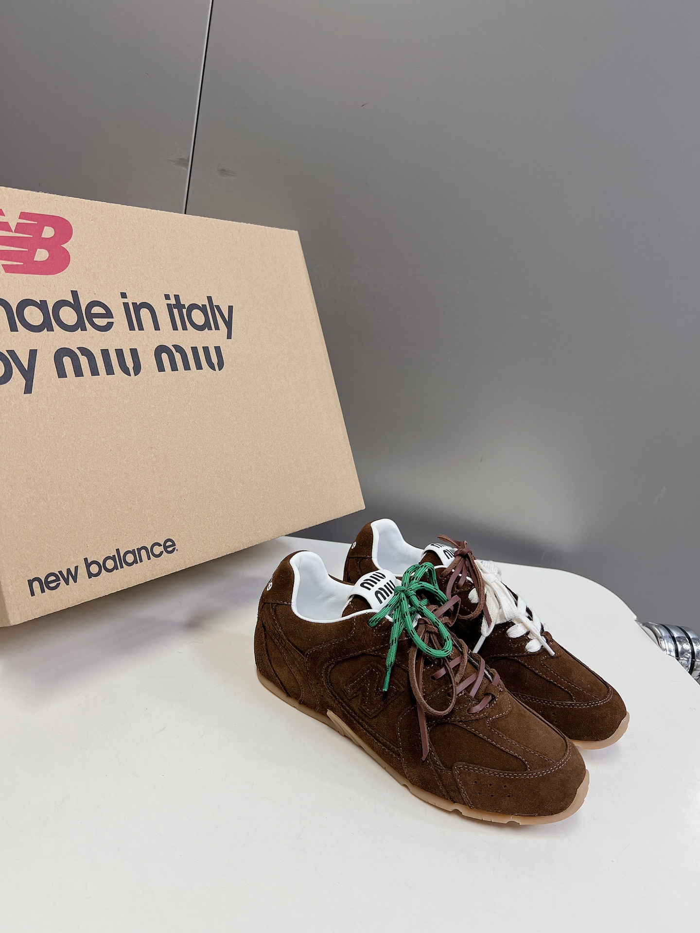 ミュウ ミュウ シューズＮ級品 運動シューズ ランニング Miu Miu＊New Balanceコラボ 通気性いい ブラウン_2