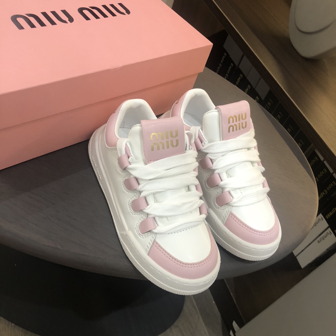 miumiu スニーカー 厚底スーパーコピー 運動 ランニング 通気性いい 子供用 シンプル 秋冬新作 人気販売 スニーカー ピンク_4