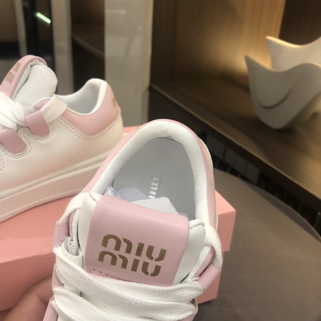miumiu スニーカー 厚底スーパーコピー 運動 ランニング 通気性いい 子供用 シンプル 秋冬新作 人気販売 スニーカー ピンク_8