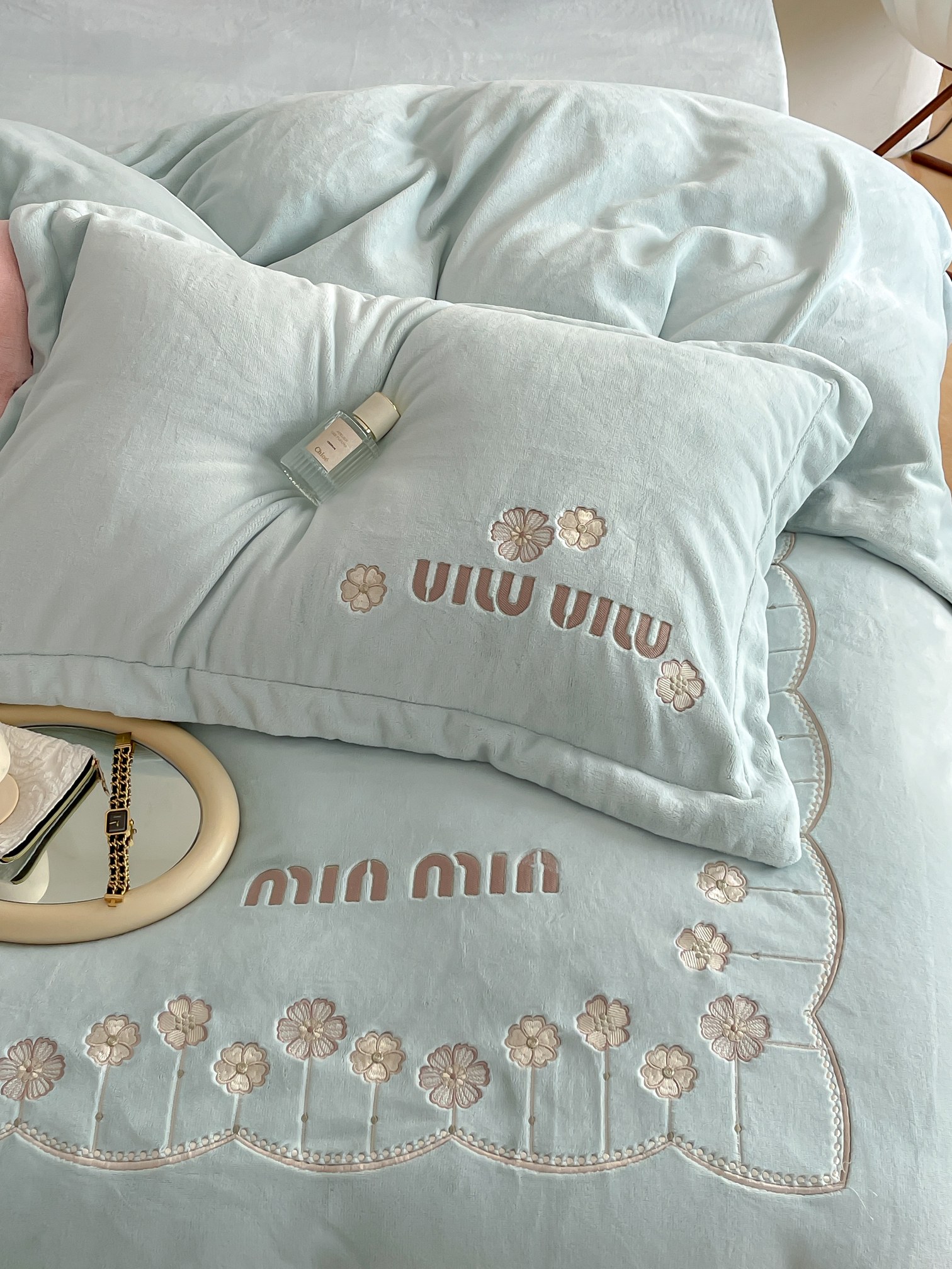 超激得品質保証 miumiuこたつ 敷布団コピー 4点セット シンプル 人気セット 掛け布団カバー ベッドカバー 枕カバー 柔らかい グリーン_9
